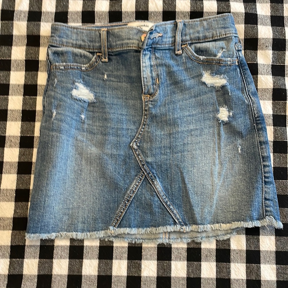 Abercrombie Kids 11/12 denim skirt!